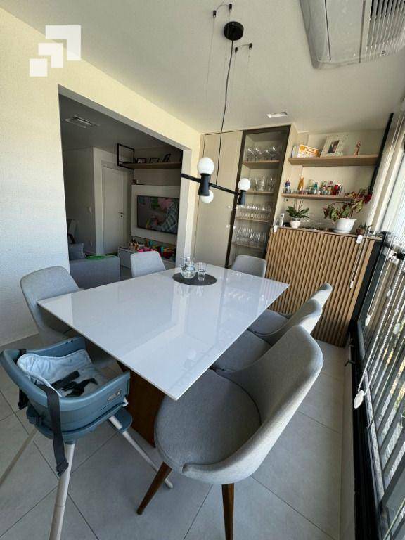 Apartamento à venda com 2 quartos, 65m² - Foto 6