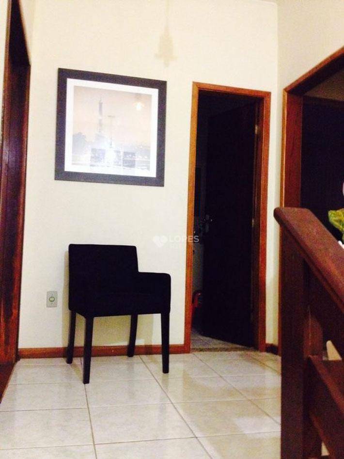 Casa de Condomínio à venda com 4 quartos, 250m² - Foto 12