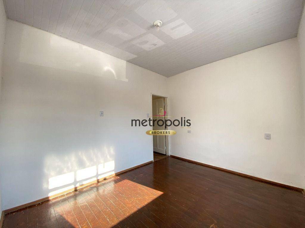 Casa para alugar com 2 quartos, 150m² - Foto 12