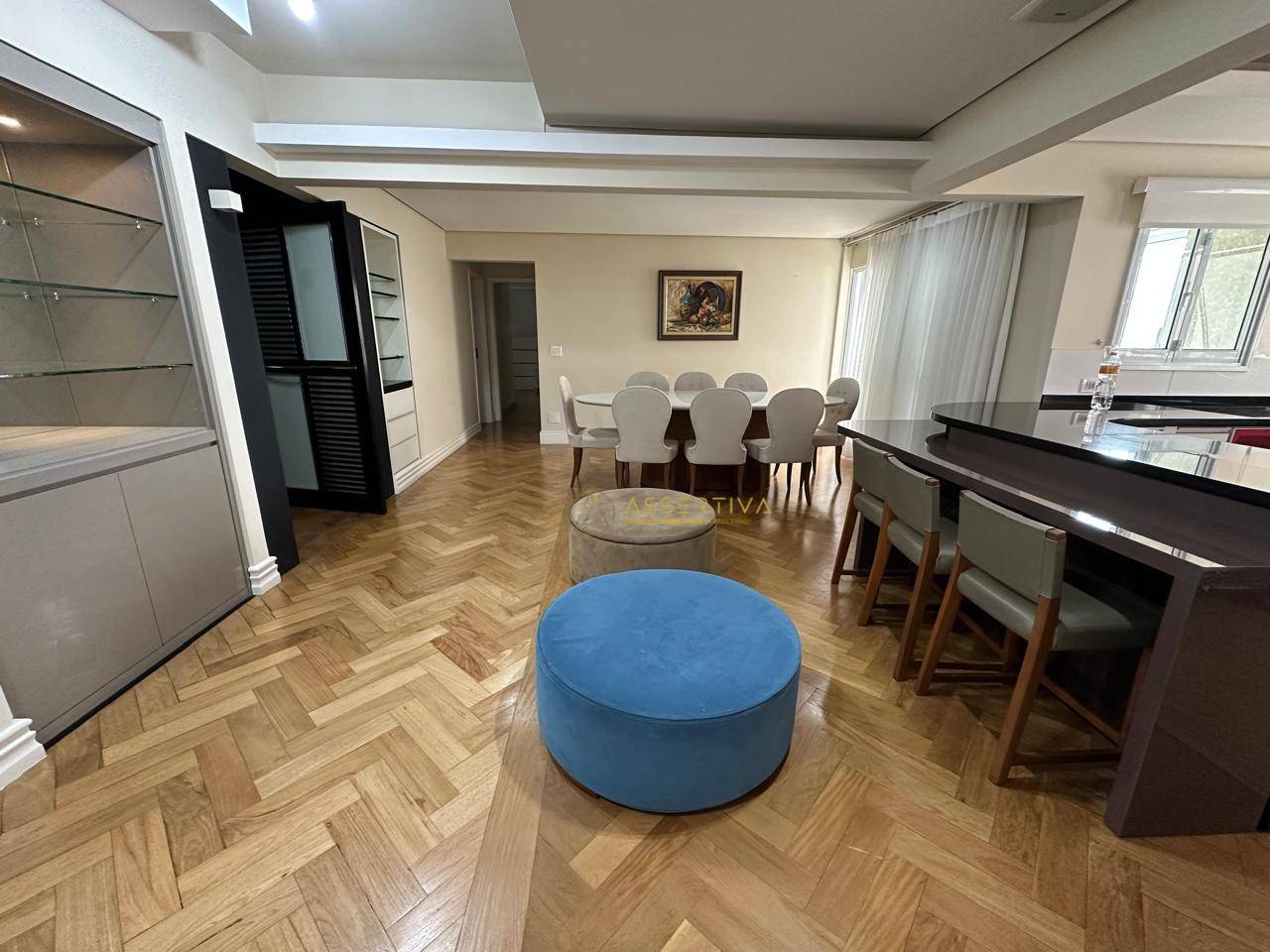 Apartamento para alugar com 3 quartos, 172m² - Foto 7