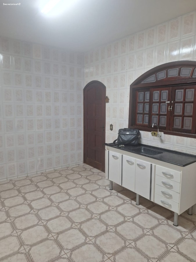 Casa à venda com 3 quartos, 130m² - Foto 14