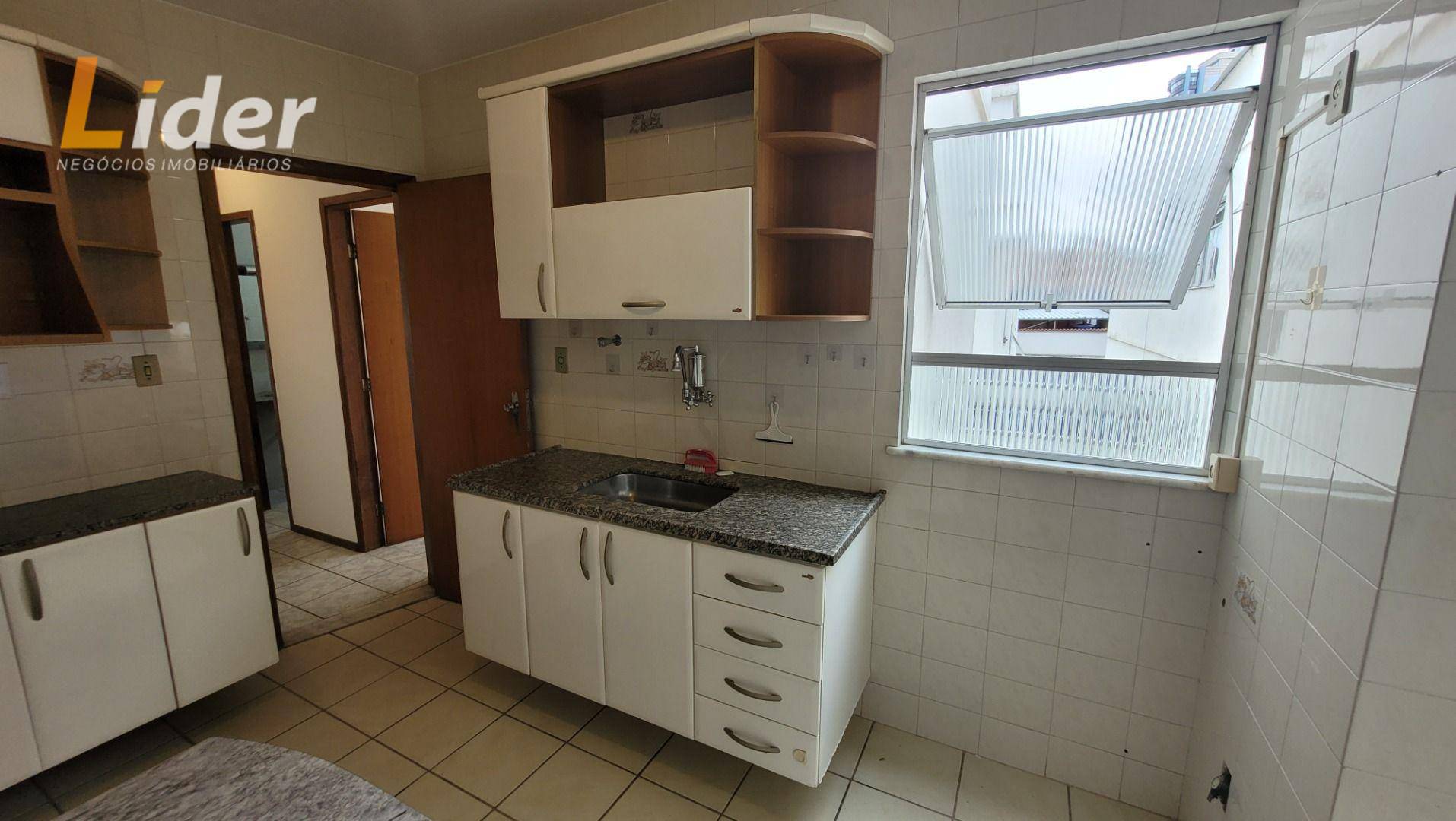 Apartamento para alugar com 2 quartos, 90m² - Foto 16