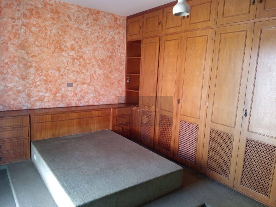 Apartamento à venda com 4 quartos, 237m² - Foto 4