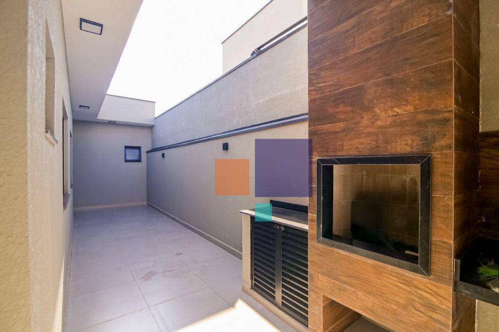 Casa à venda com 3 quartos, 125m² - Foto 11
