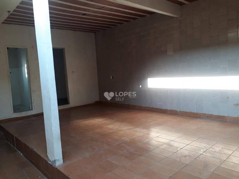 Casa à venda com 5 quartos, 140m² - Foto 17