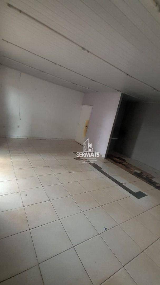 Casa para alugar com 3 quartos, 250m² - Foto 32