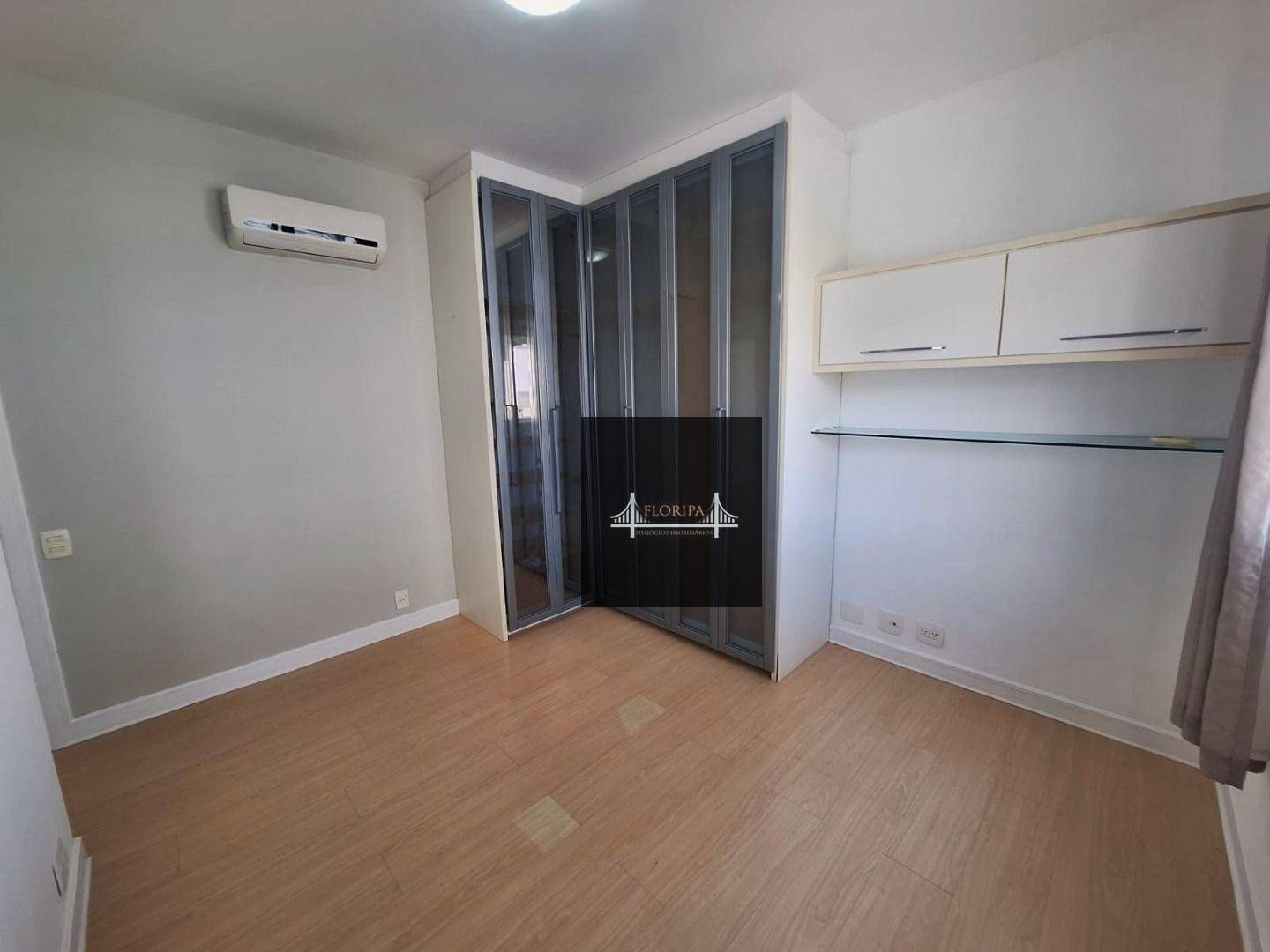 Apartamento à venda com 3 quartos, 156m² - Foto 17