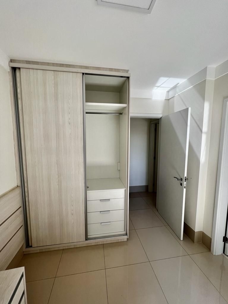 Apartamento à venda com 3 quartos, 123m² - Foto 6