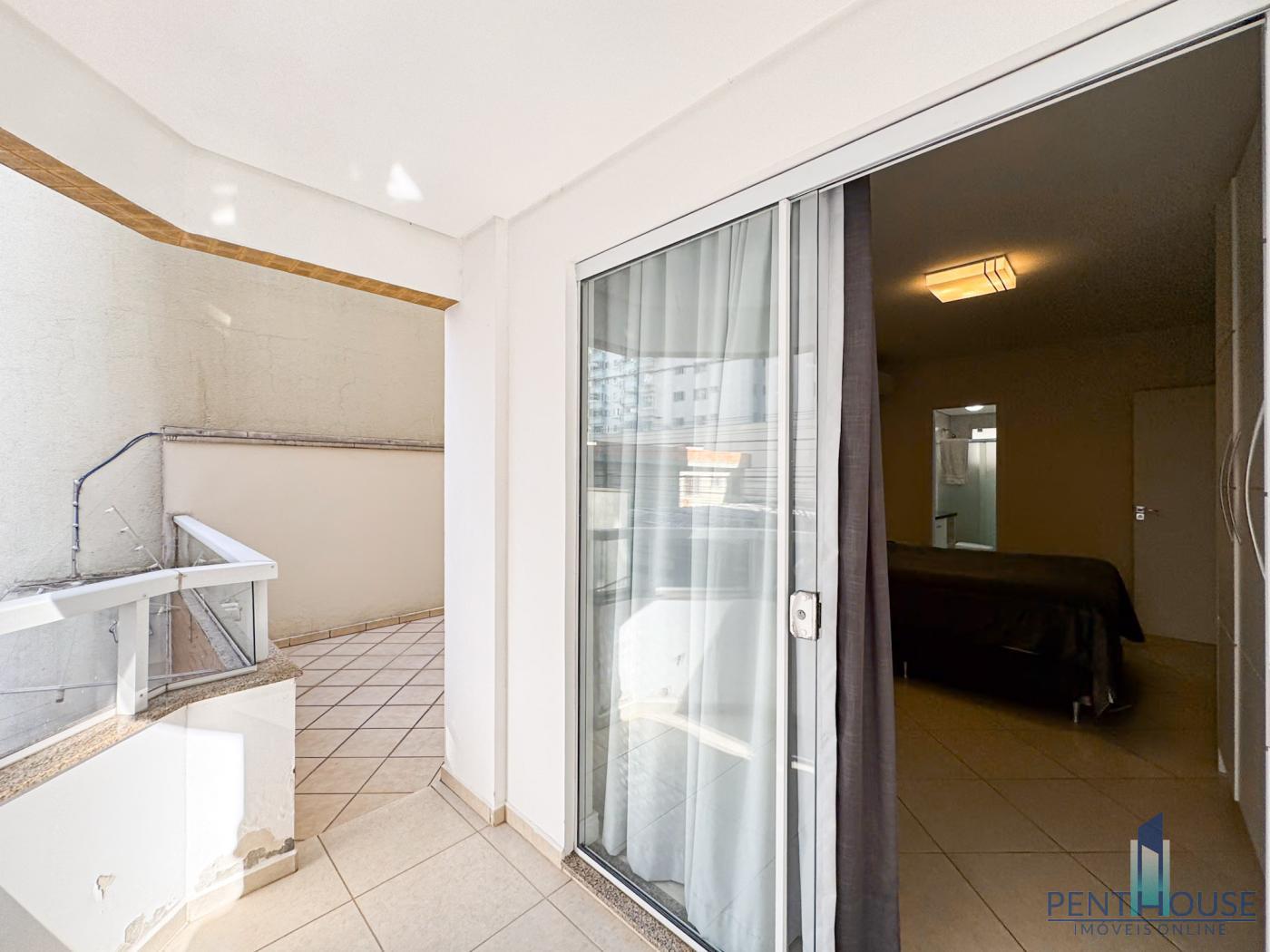 Apartamento à venda com 3 quartos, 177m² - Foto 11