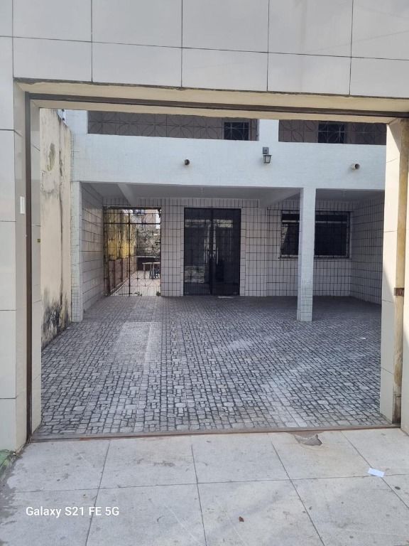 Casa à venda e aluguel com 3 quartos, 128m² - Foto 4