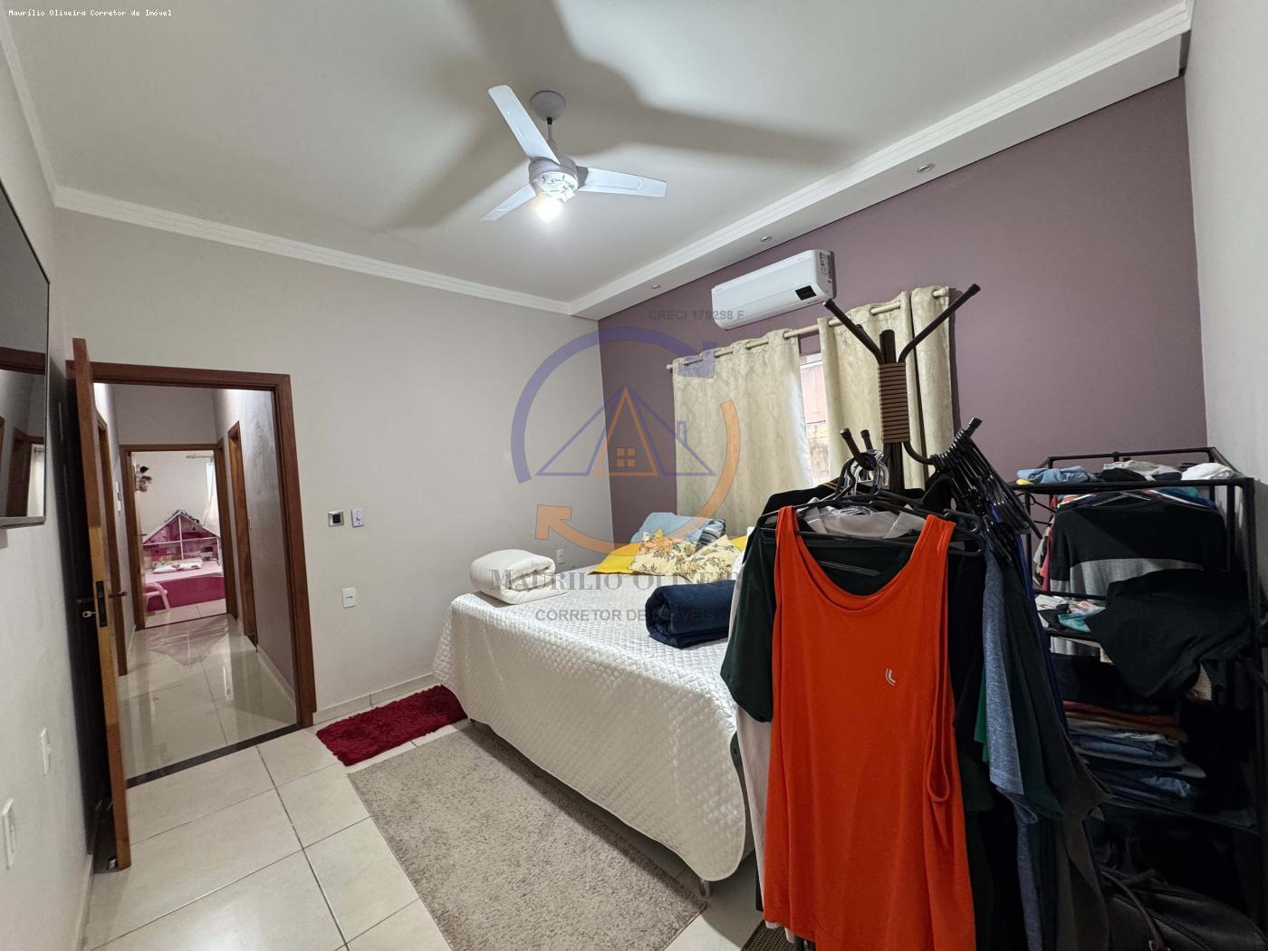 Casa à venda com 3 quartos, 178m² - Foto 10