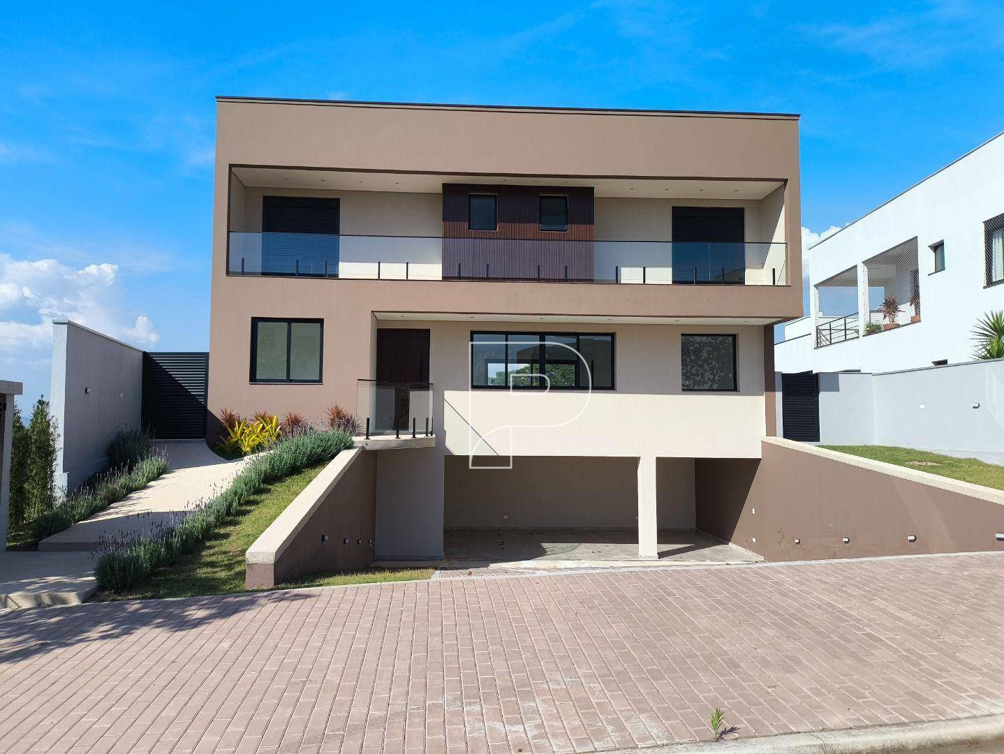 Casa de Condomínio à venda com 4 quartos, 394m² - Foto 2