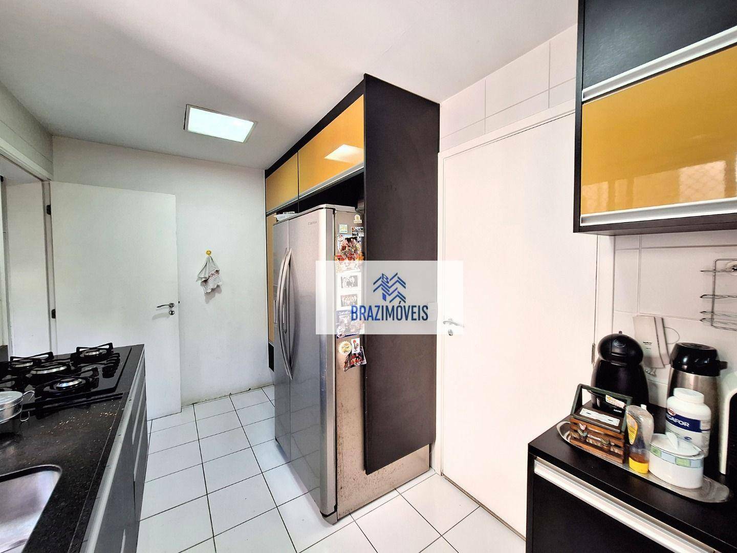 Apartamento à venda com 3 quartos, 142m² - Foto 9