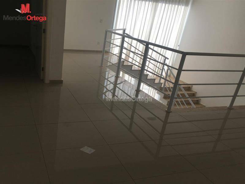 Casa de Condomínio para alugar com 3 quartos, 300m² - Foto 6