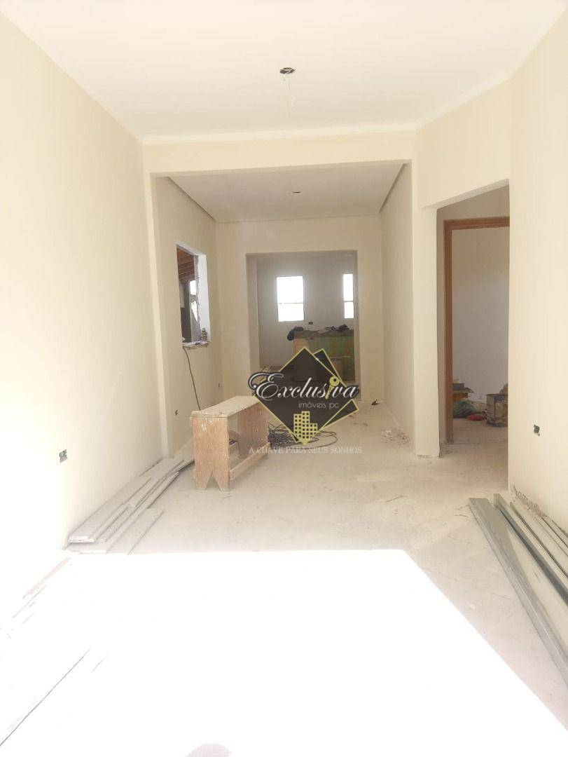 Casa à venda com 3 quartos, 92m² - Foto 5