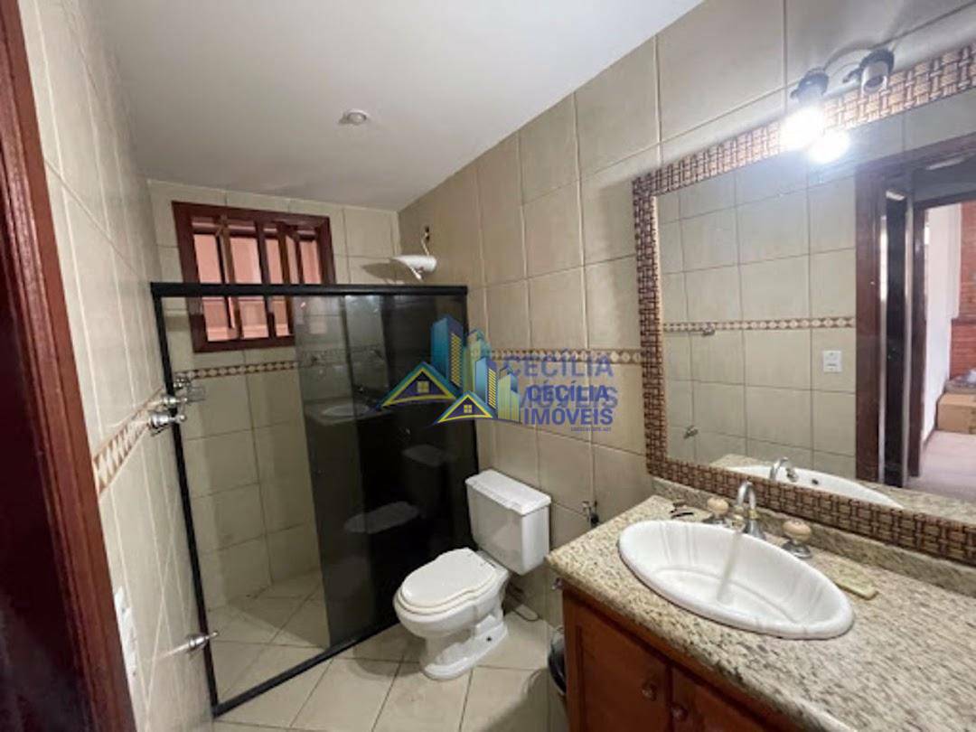 Casa à venda e aluguel com 4 quartos, 1M2 - Foto 12