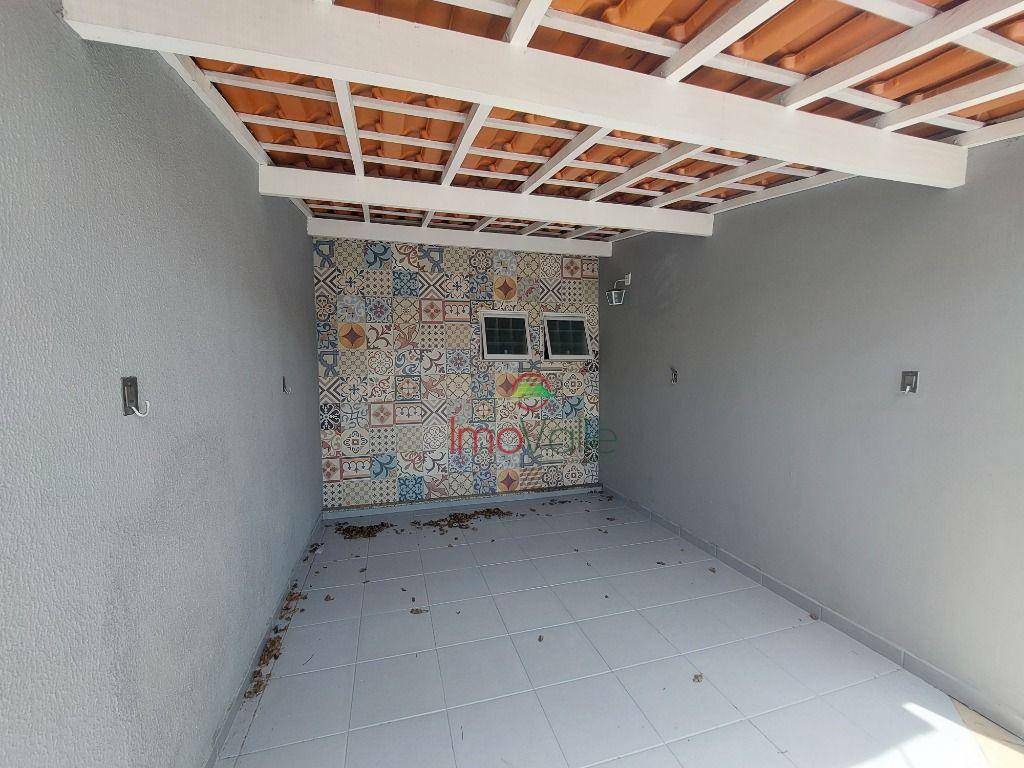 Casa para alugar com 3 quartos, 200m² - Foto 6