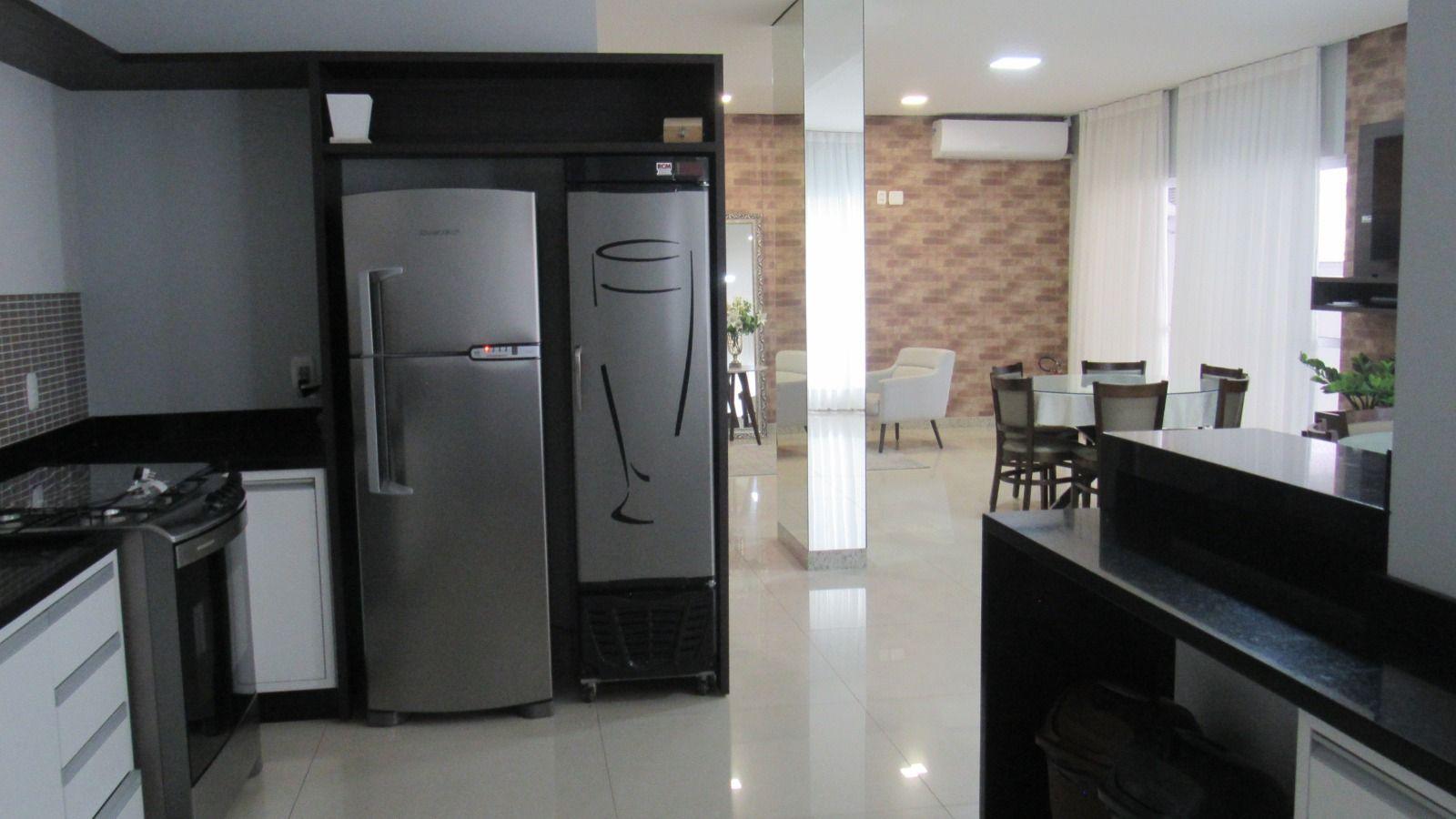 Apartamento à venda com 3 quartos, 143m² - Foto 25