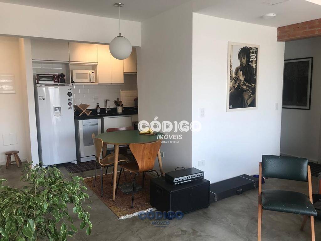 Apartamento à venda com 2 quartos, 66m² - Foto 4