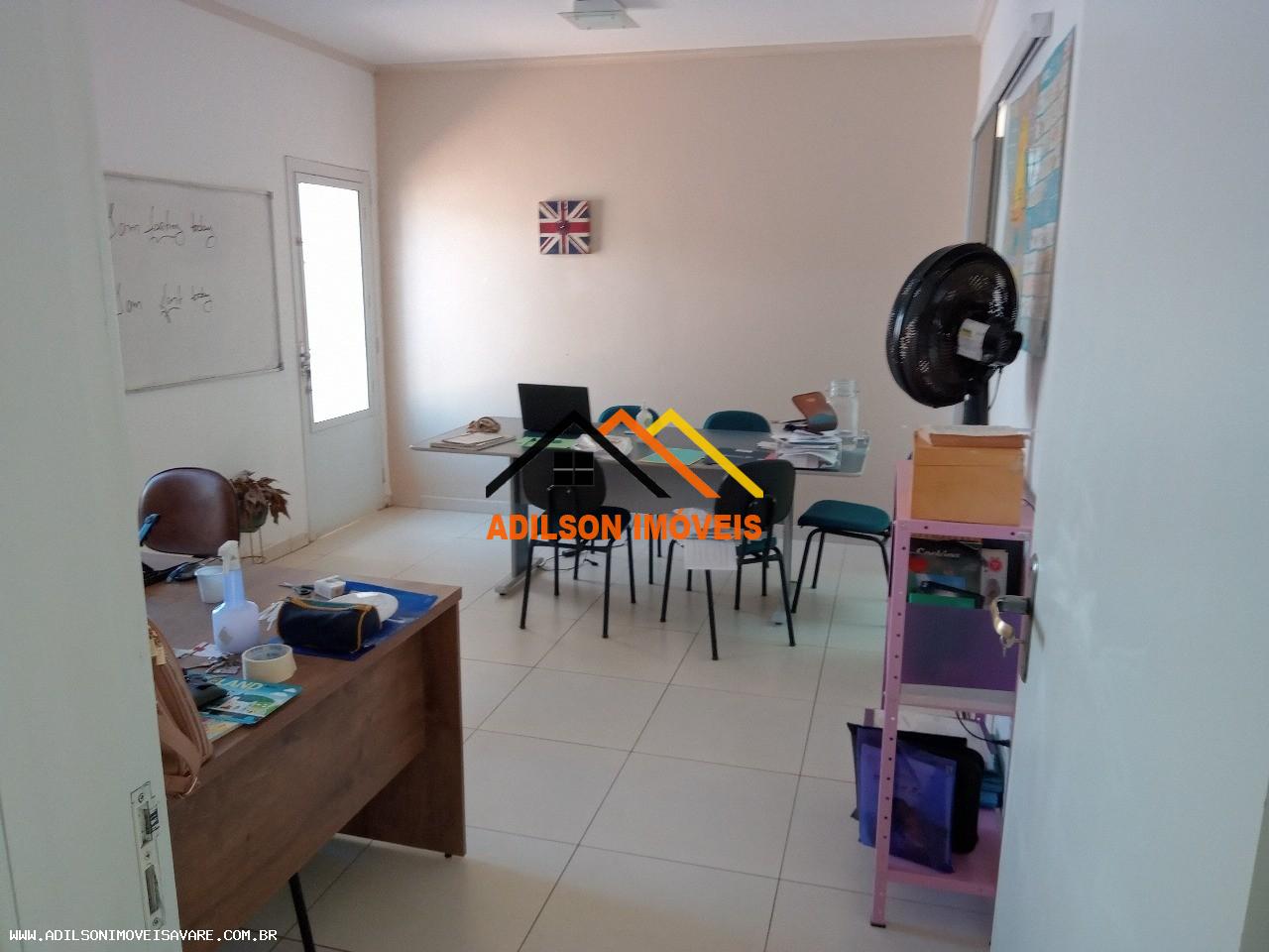 Casa à venda com 5 quartos, 265m² - Foto 15