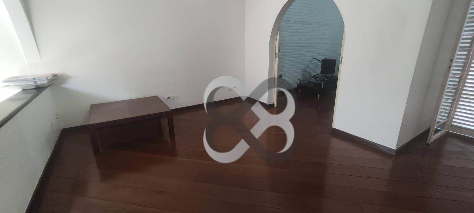 Casa para alugar com 4 quartos, 189m² - Foto 11