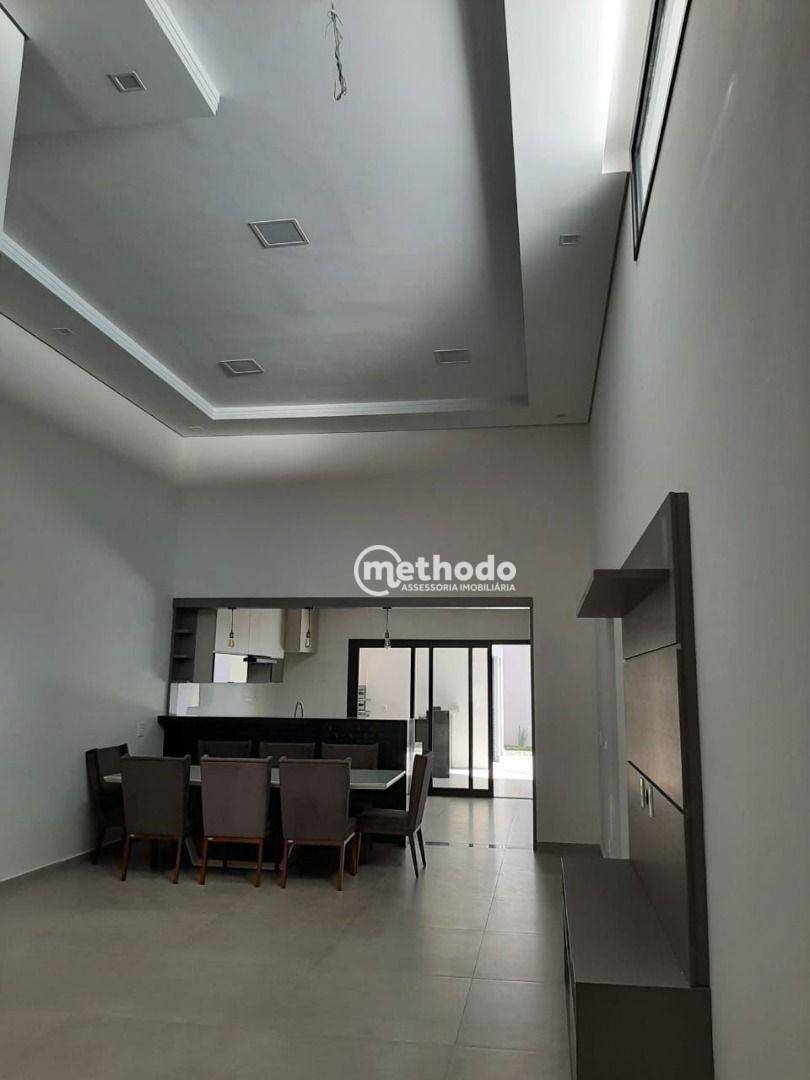 Casa de Condomínio à venda com 3 quartos, 206m² - Foto 2