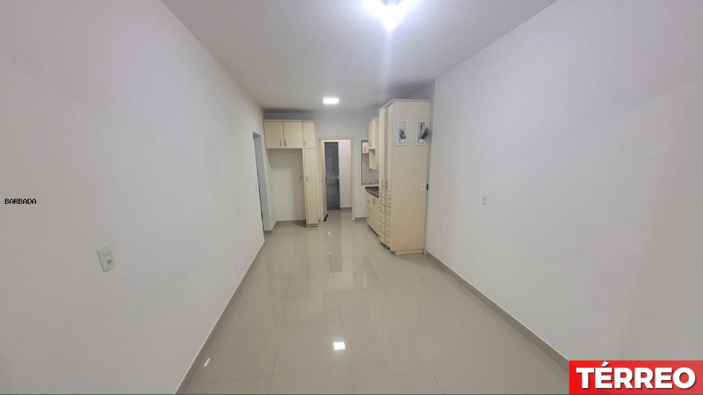 Casa à venda com 6 quartos, 160m² - Foto 15