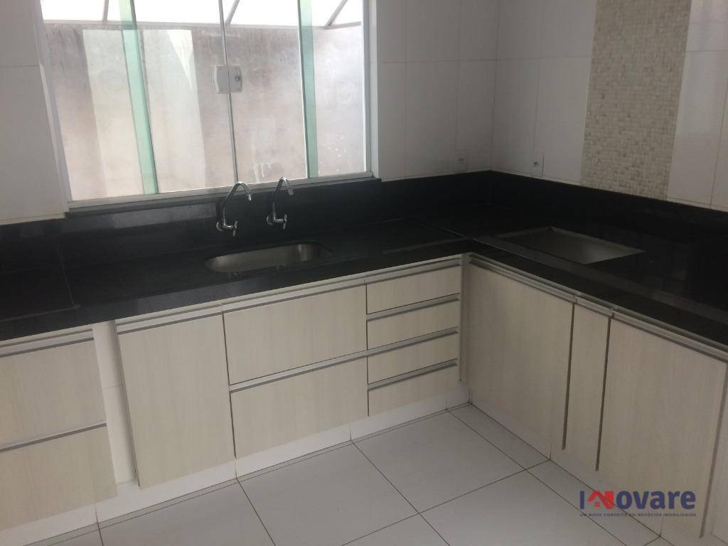 Casa à venda com 2 quartos, 130m² - Foto 10