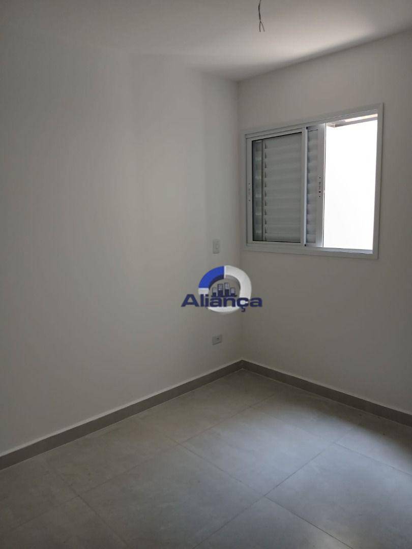 Apartamento à venda com 2 quartos, 40m² - Foto 18