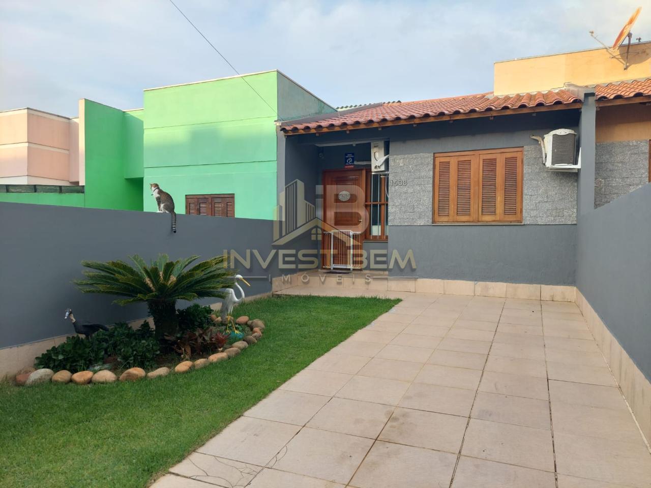 Casa à venda com 2 quartos, 58m² - Foto 1