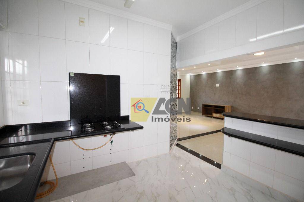 Casa à venda com 3 quartos, 180m² - Foto 16