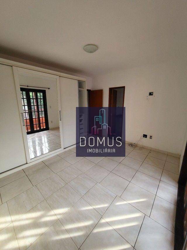 Casa à venda com 3 quartos, 260m² - Foto 9