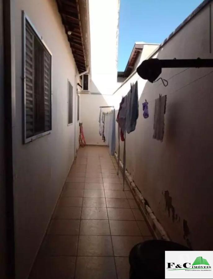 Casa à venda com 3 quartos, 140m² - Foto 7