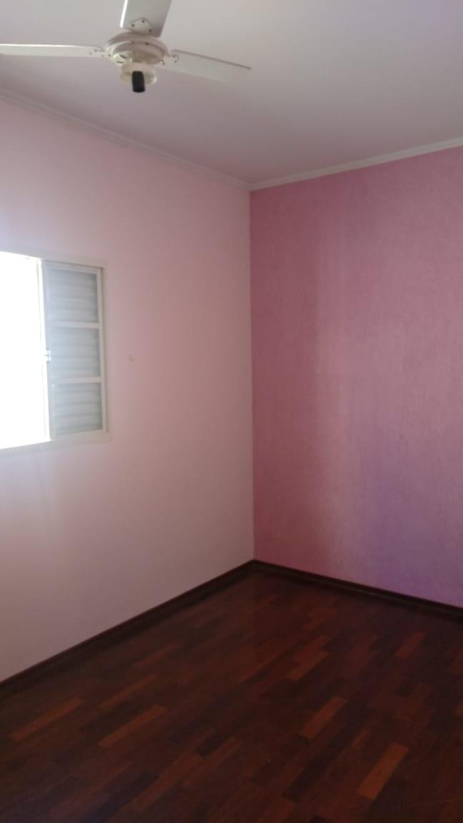 Casa à venda com 3 quartos, 250m² - Foto 8