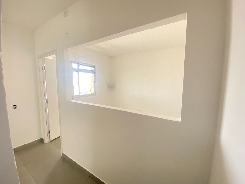 Casa para alugar com 3 quartos, 90m² - Foto 24