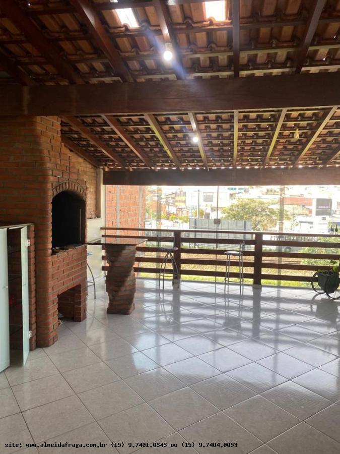 Casa para alugar com 4 quartos - Foto 1