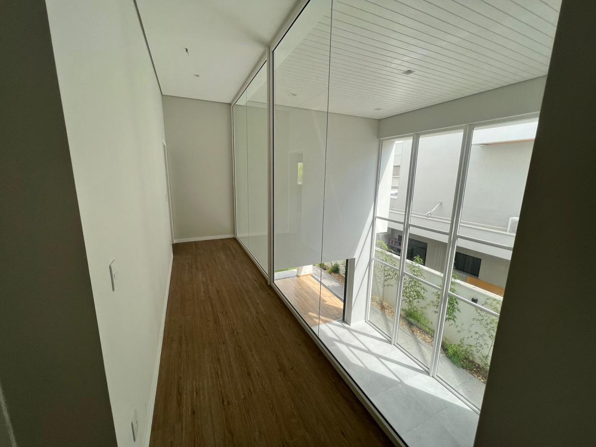 Casa de Condomínio à venda com 3 quartos, 360m² - Foto 13