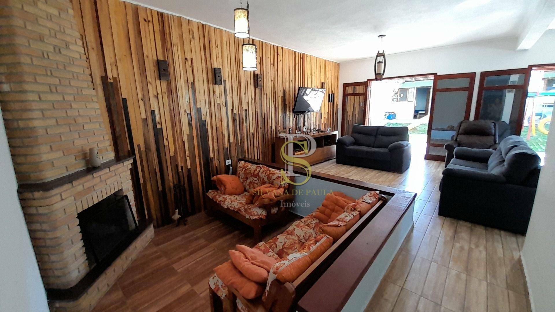 Chácara à venda com 6 quartos, 240m² - Foto 18