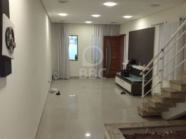 Sobrado para alugar com 3 quartos, 200m² - Foto 4