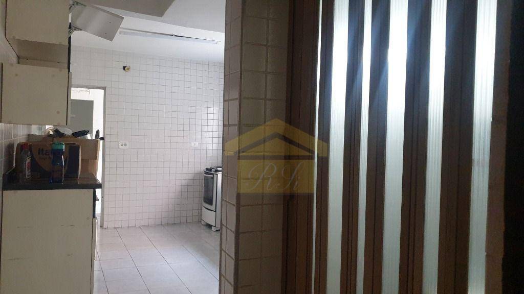 Sobrado à venda com 3 quartos, 152m² - Foto 2