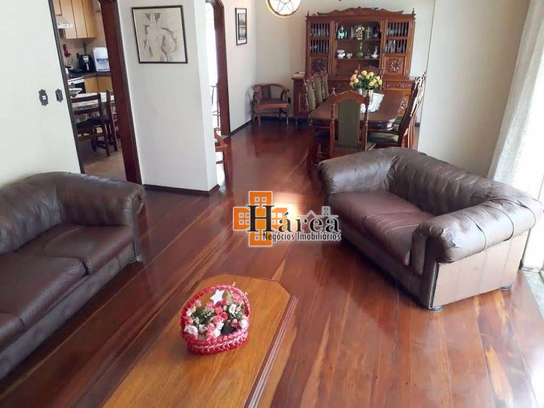 Sobrado à venda com 4 quartos, 214m² - Foto 5