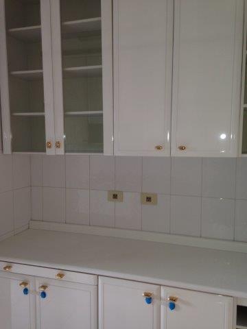 Apartamento à venda com 3 quartos, 75m² - Foto 9