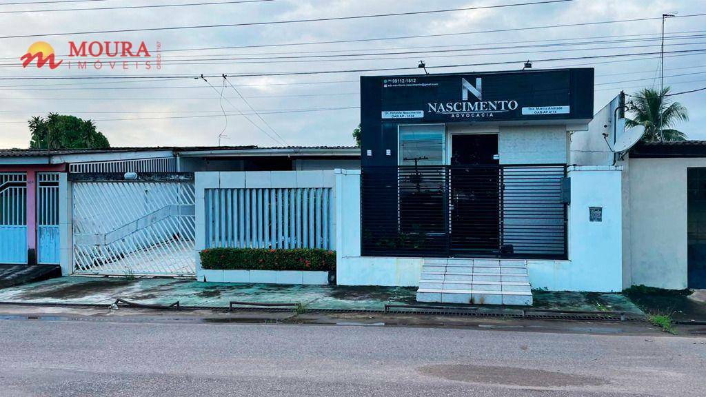 Casa à venda com 2 quartos, 200m² - Foto 1