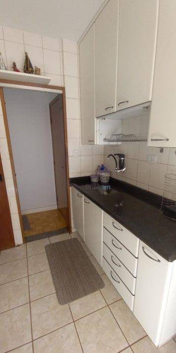 Apartamento à venda com 3 quartos, 68m² - Foto 5