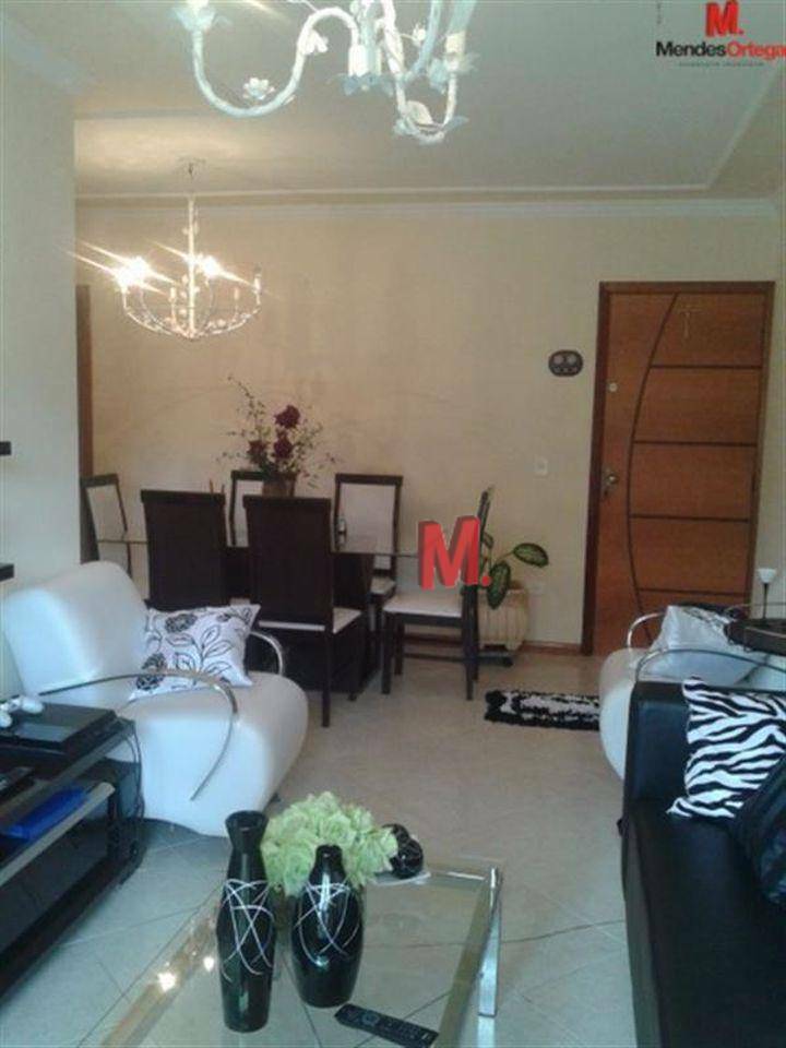 Apartamento à venda com 2 quartos, 80m² - Foto 3