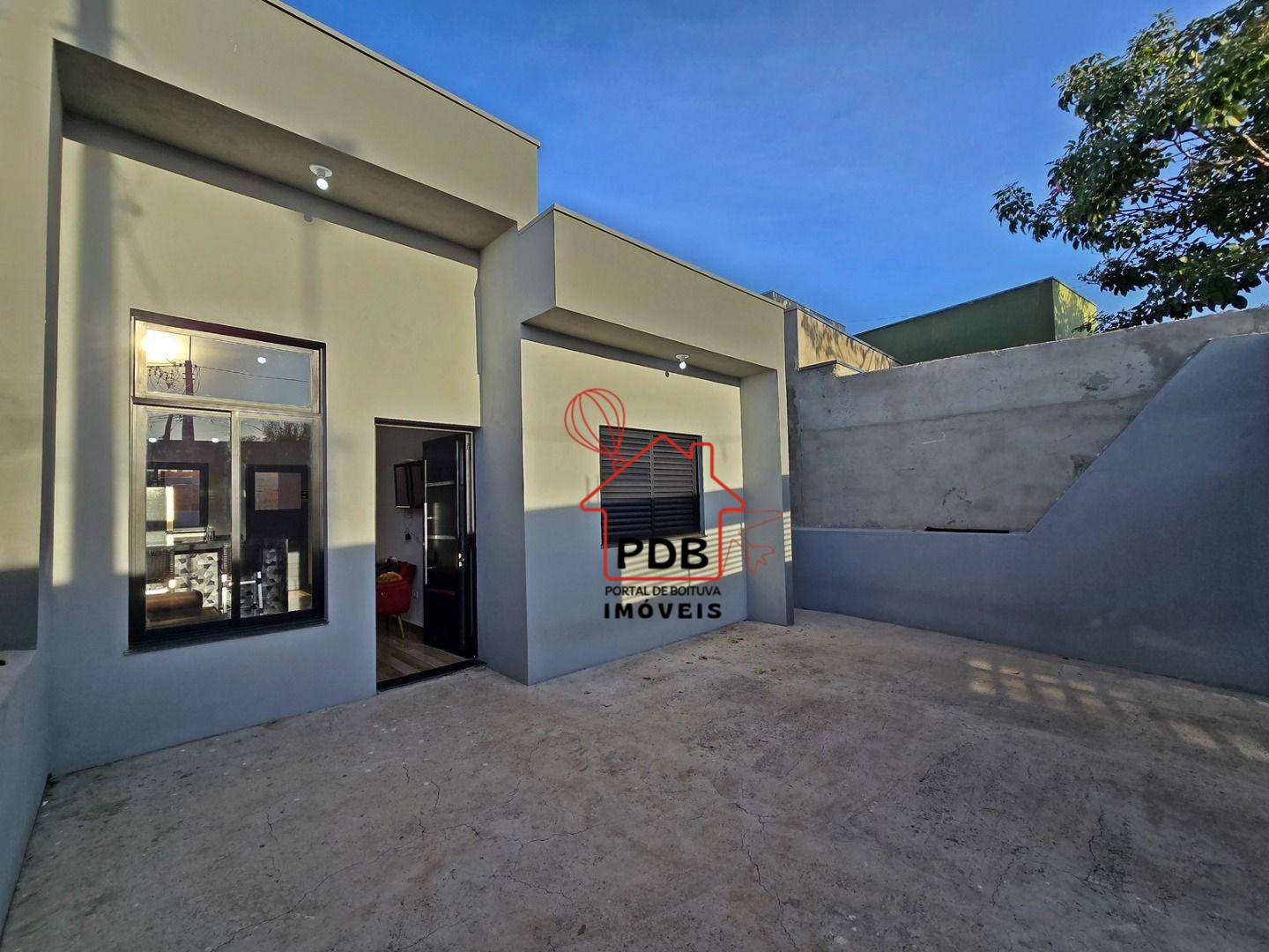 Casa, 2 quartos, 53 m² - Foto 1