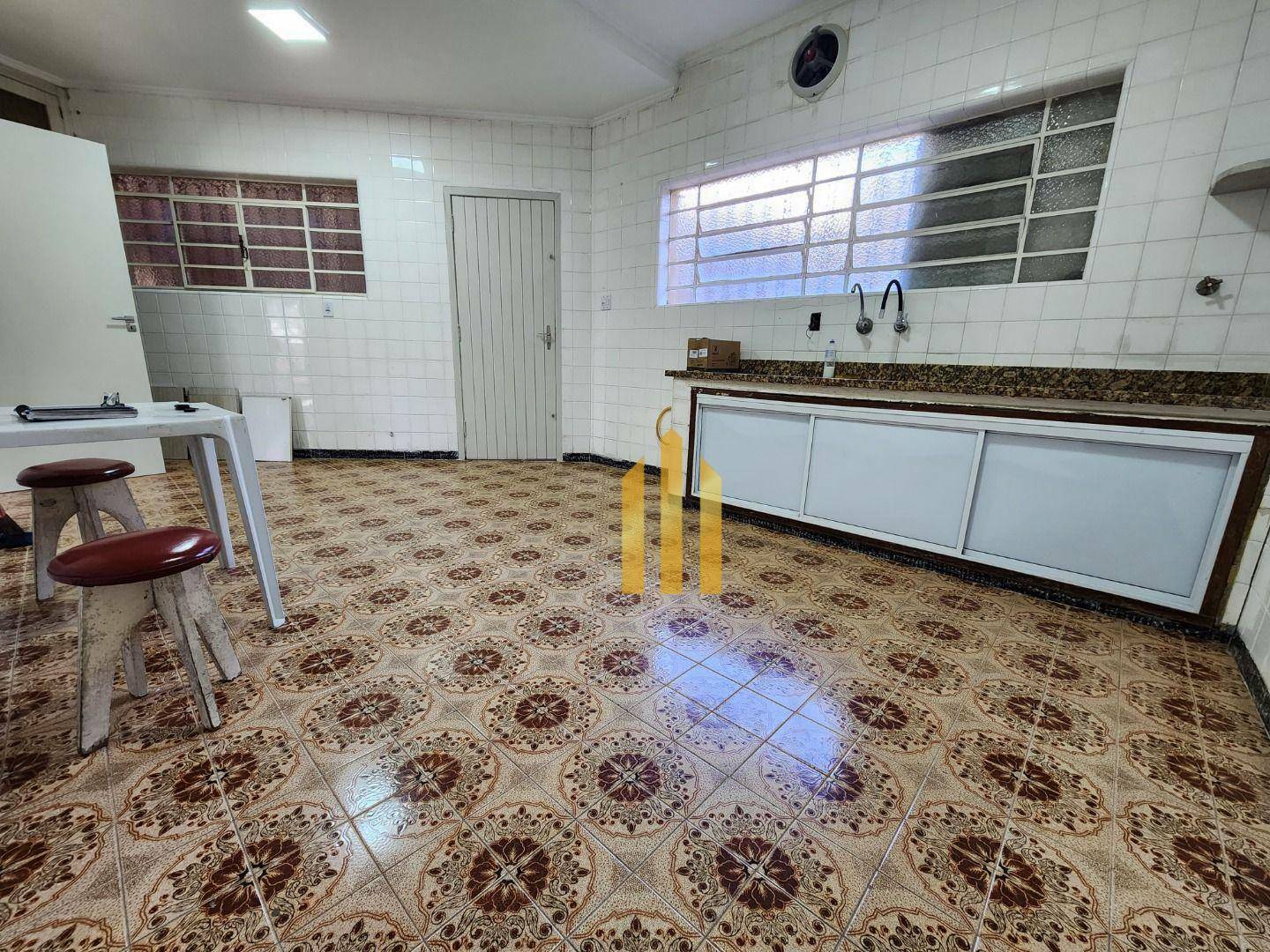 Sobrado para alugar com 3 quartos, 160m² - Foto 7