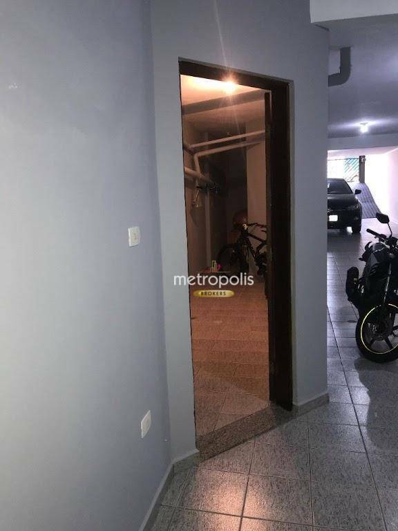 Casa à venda com 3 quartos, 210m² - Foto 8