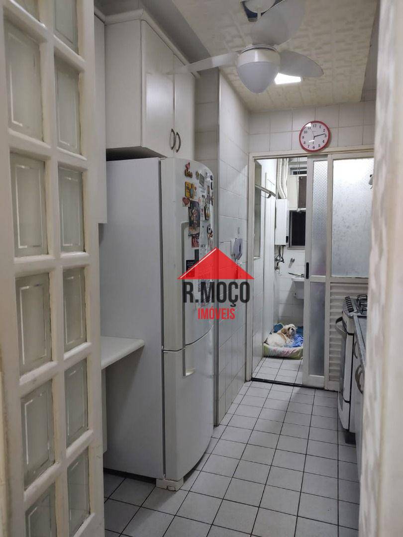 Apartamento à venda com 3 quartos, 80m² - Foto 8