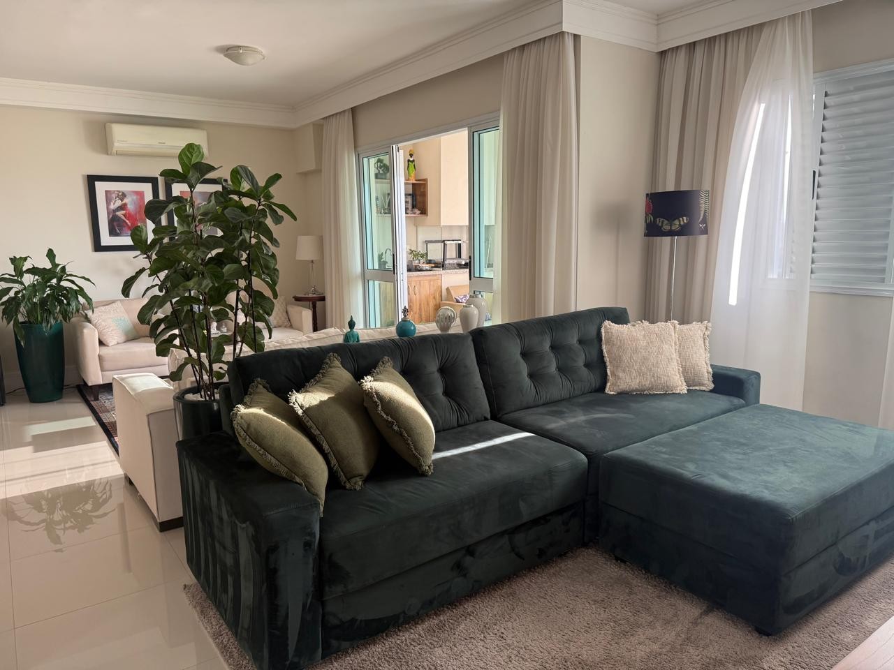 Apartamento para alugar com 3 quartos, 129m² - Foto 12